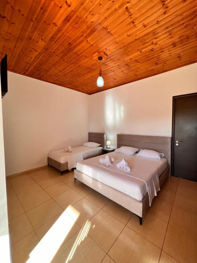 Hotel Moscopole Ksamil Esterno foto