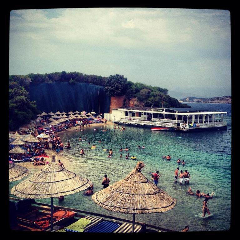 Hotel Moscopole Ksamil Esterno foto